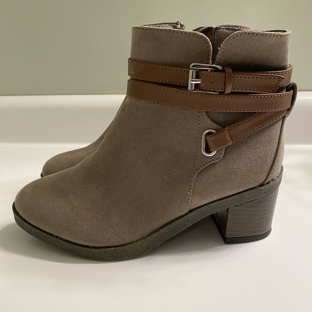 Michael Kors Booties - Size 4. Great condition. Worn once in house.